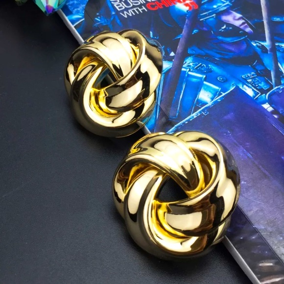 Big Gold Tone Earrings - Picture 1 of 6